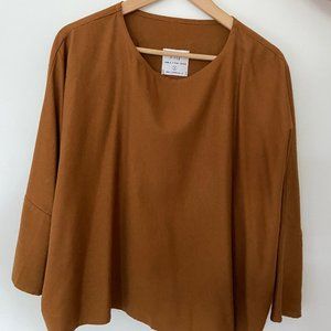 Jamie + The Jones T-Top in Umber